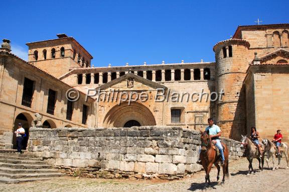 espagne cantabrie 01.jpg - Colegiata, Santillana del MarCantabrie, Espagne